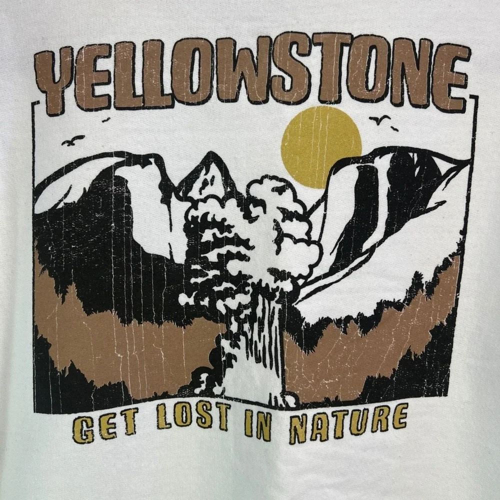 Yellowstone Graphic Sweatshirt M Get Lost in Nature Retro Outdoors Cozy Pullover - Picture 5 of 9